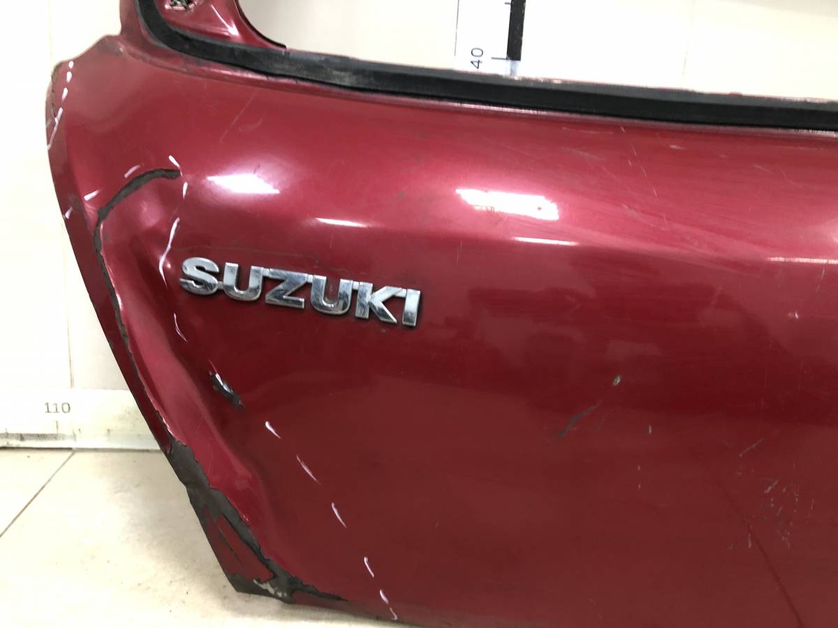 Дверь багажника Suzuki Swift 2011-2017