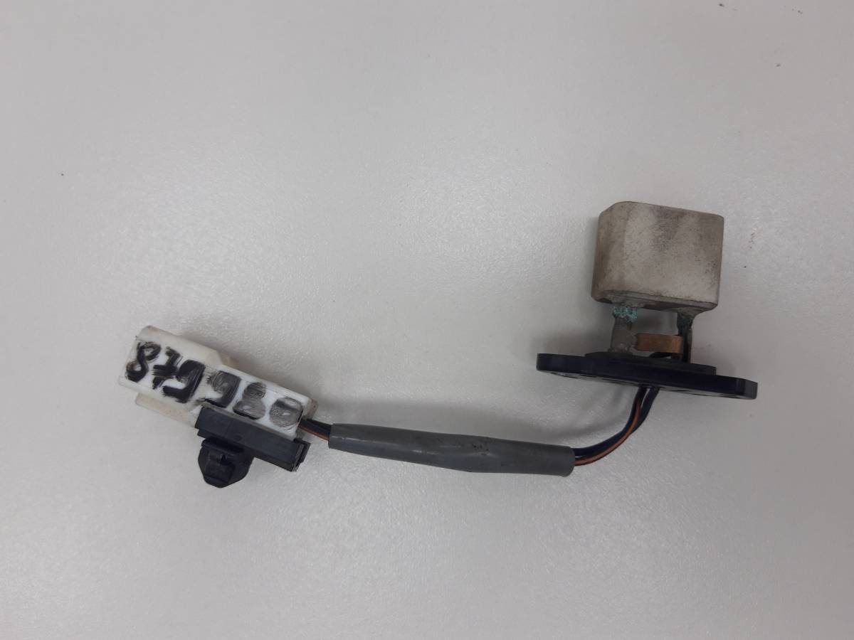 Резистор отопителя Toyota Land Cruiser (J100) 1998-2007