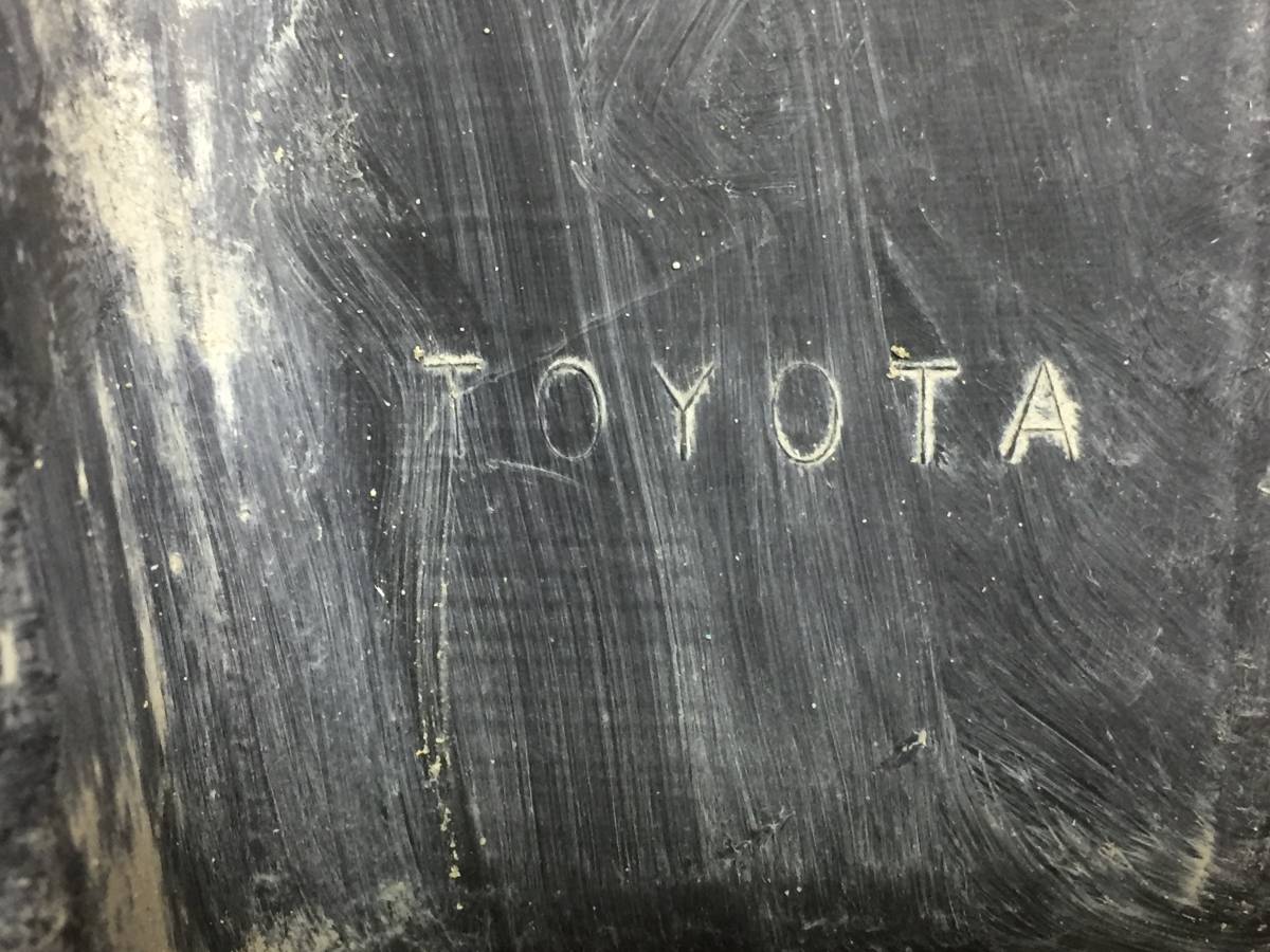Локер задний правый Toyota Opa (T10) 2000-2005