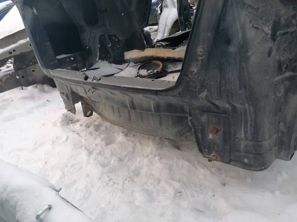 Панель задняя Suzuki Liana 2001-2007