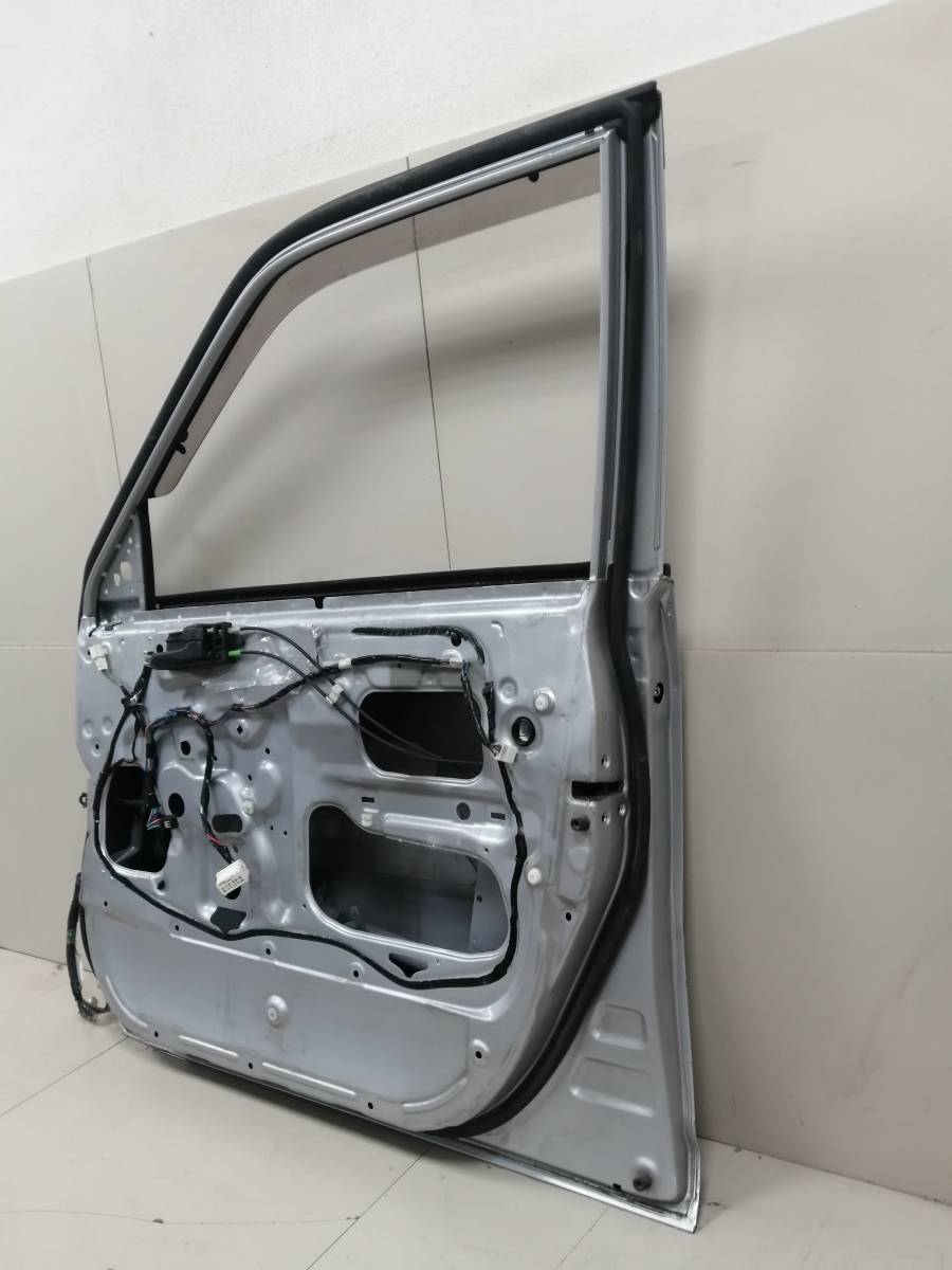 Дверь передняя правая Toyota Probox (XP160) 2002-2014