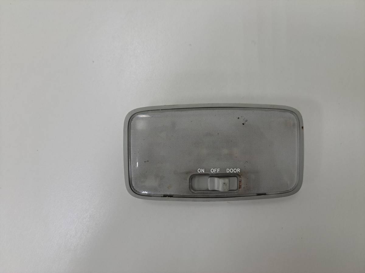 Плафон салонный Toyota Camry (XV30) 2001-2006
