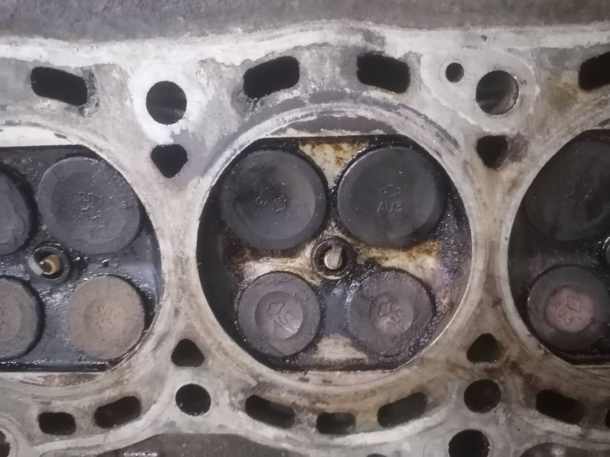 Головка блока цилиндров Nissan Primera (P12) 2002-2007