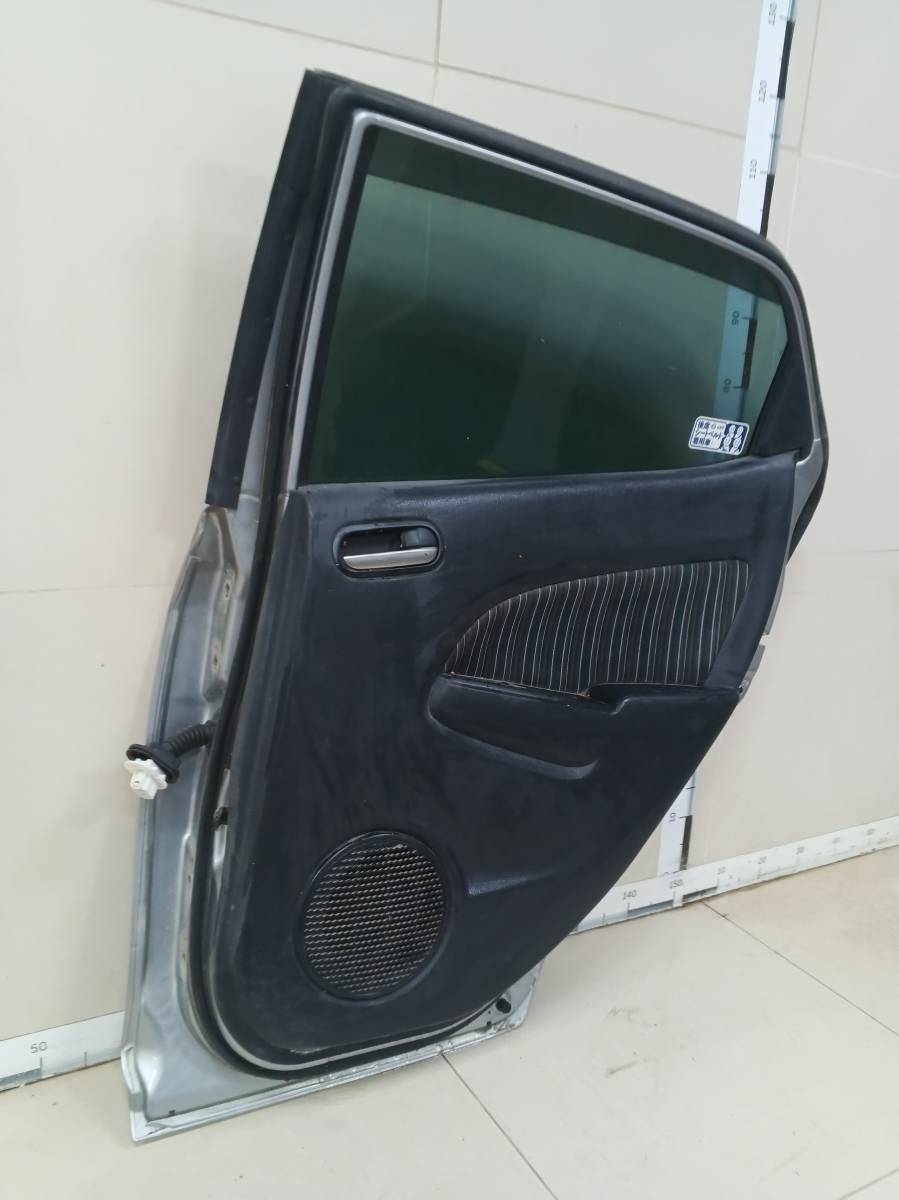 Дверь задняя правая Mazda Demio DE 2007-2011