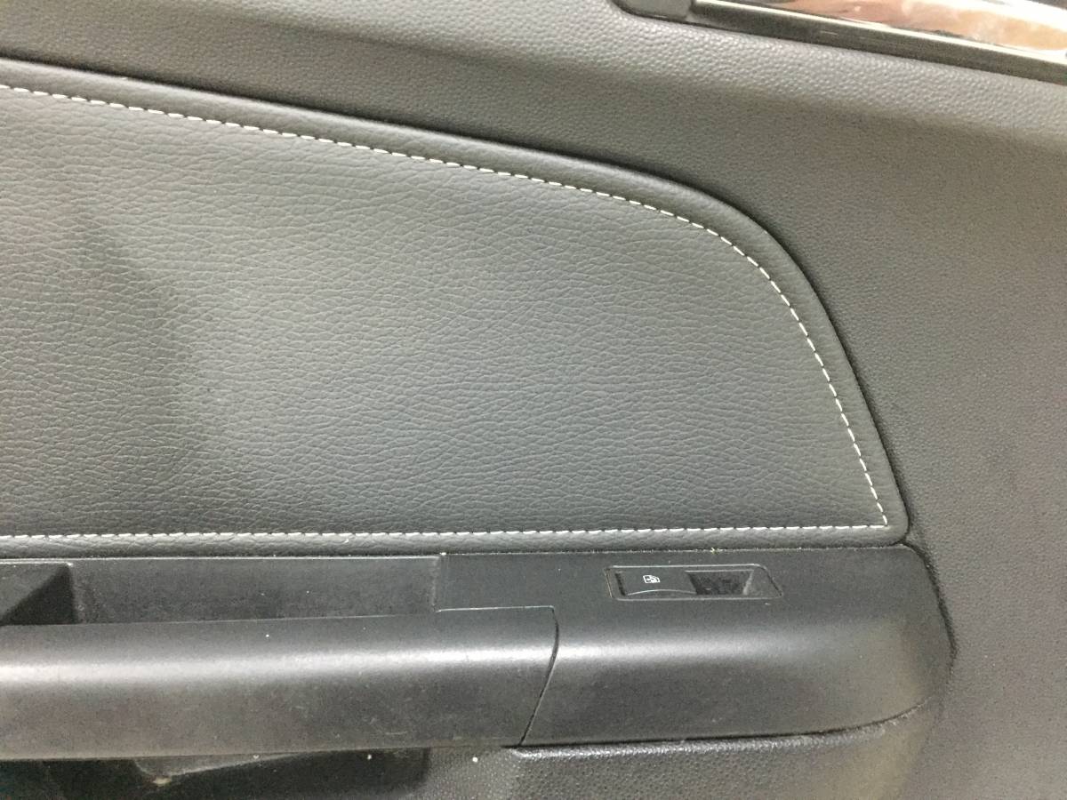 Обшивка двери задней левой Opel Astra H / Family 2004-2015