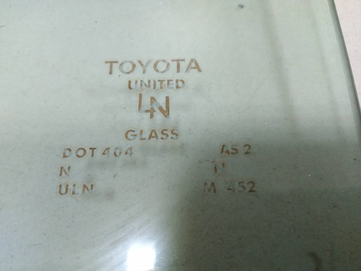 Стекло двери задней левой Toyota Camry (XV30) 2001-2006