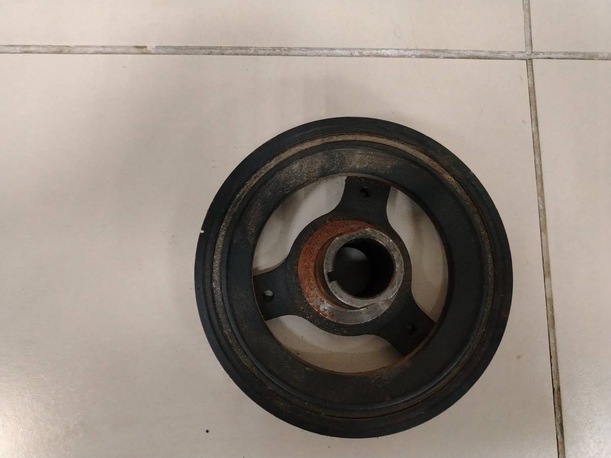 Шкив коленвала Chevrolet Captiva (C140) 2011-2016 Шкив коленвала Chevrolet Captiva (C140) 2011-2016
