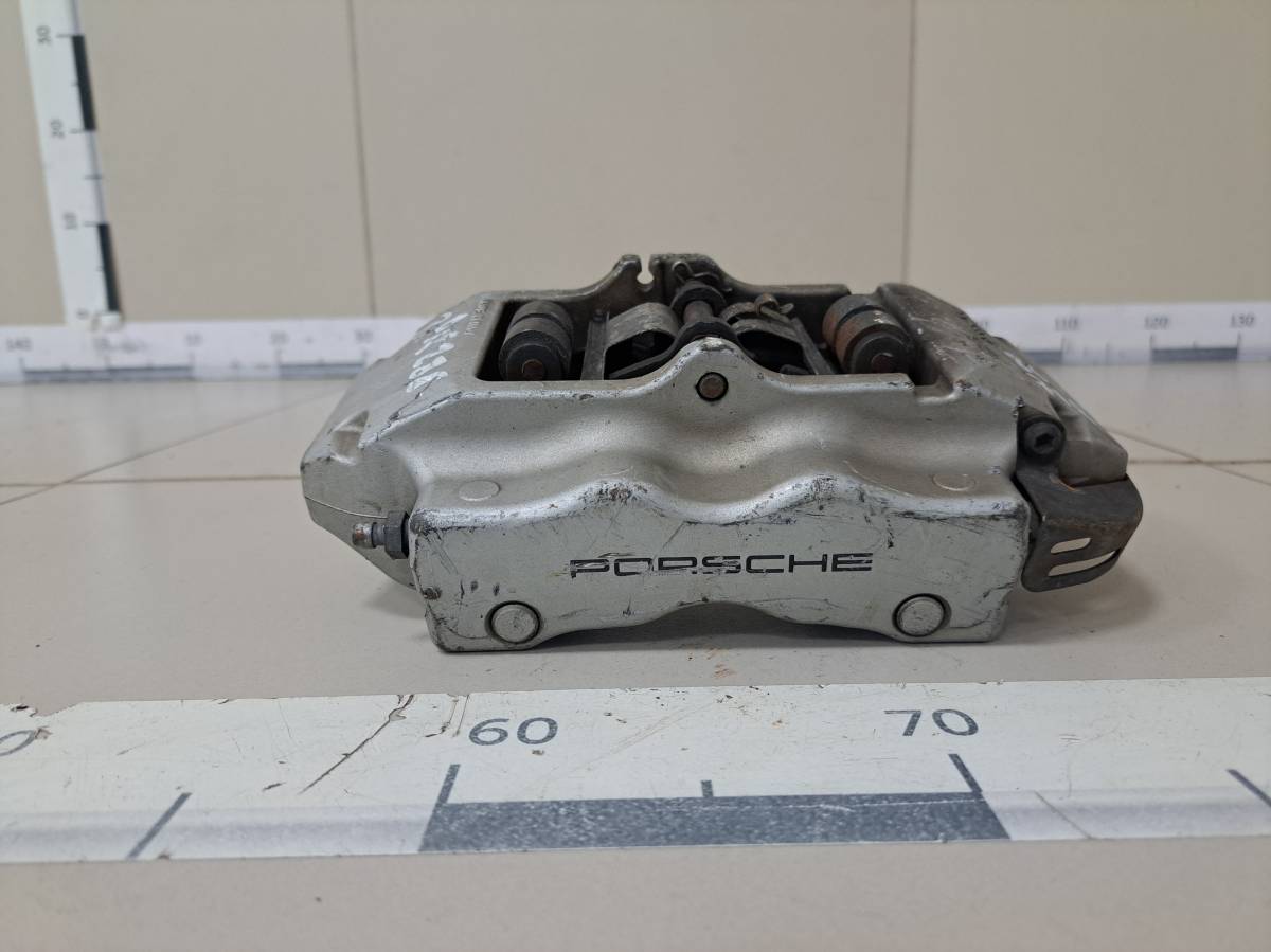 Суппорт задний правый Porsche Cayenne 2003-2010