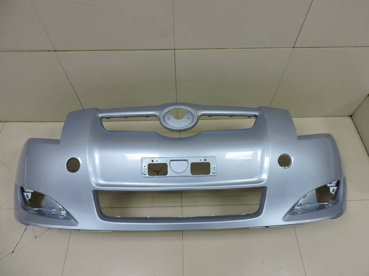 Бампер передний Toyota Auris (E150) 2006-2012