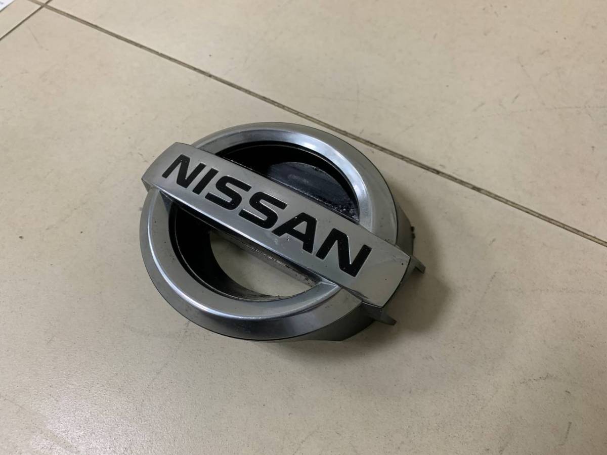 Эмблема Nissan Teana J32 2008-2013