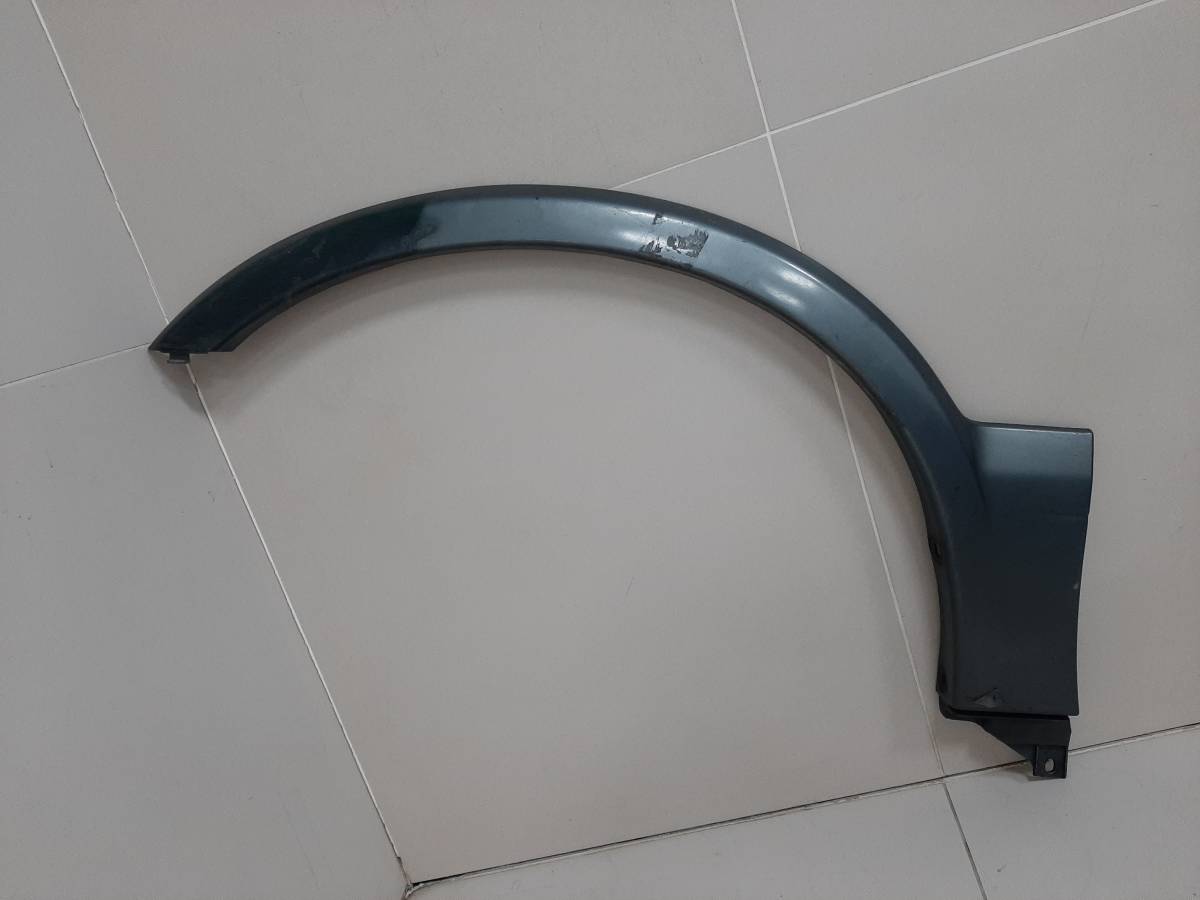 Накладка переднего крыла левого Subaru Legacy (B12) 1998-2003